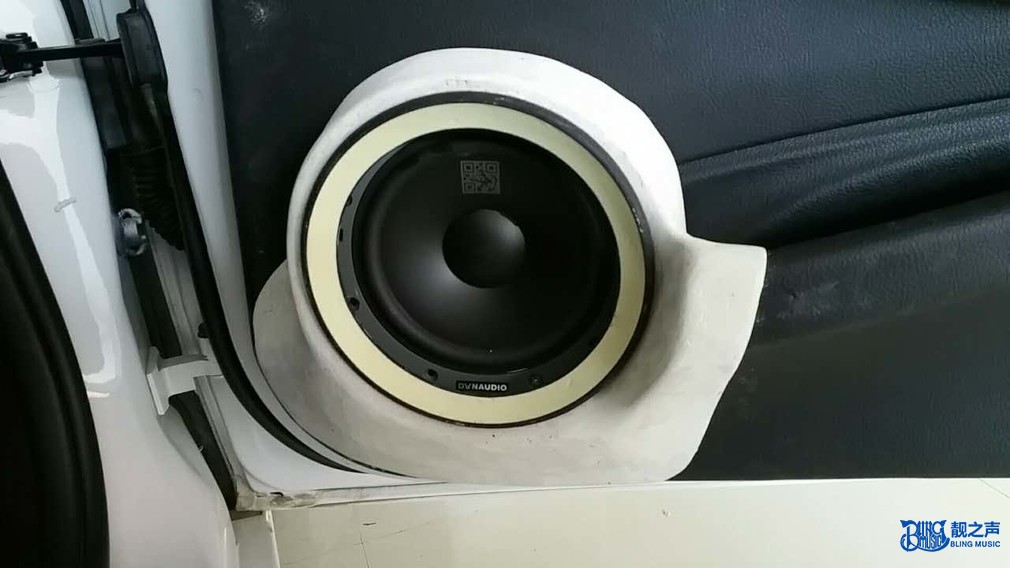 厦门靓之声宝马320改装丹麦丹拿 好声音改了才知道