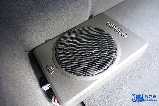 厦门靓之声奥迪A6汽车音响改装意大利史泰格MT650C三分频