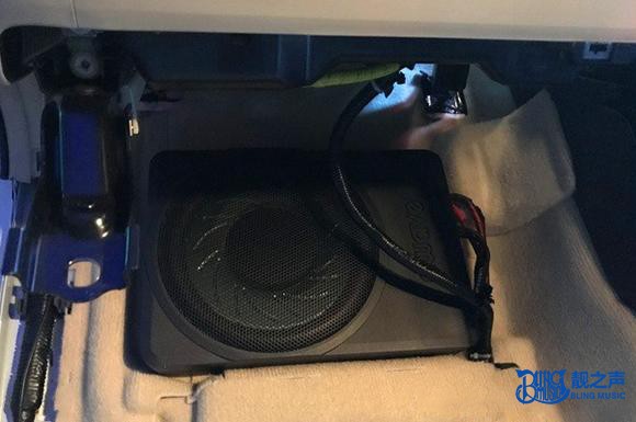 好的声音自然有知音 厦门靓之声丰田普拉多改装意大利史泰格汽车音响