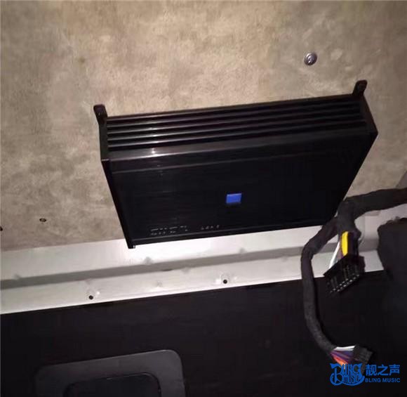 原车沉闷音响变得有声有色 标致508配史泰格ST650C